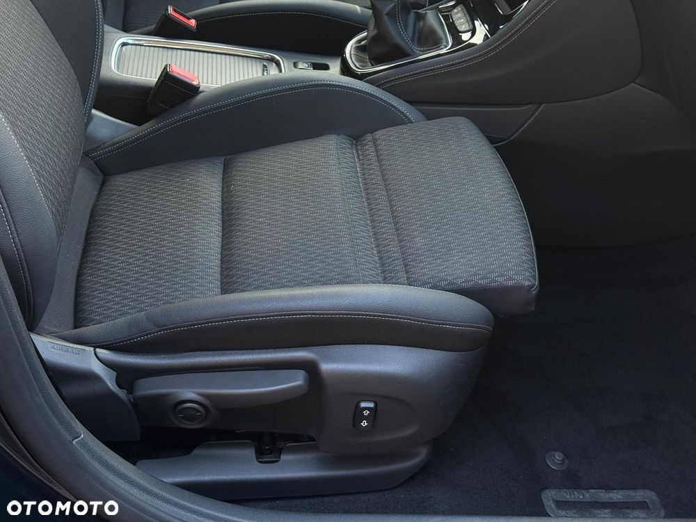 Opel Astra 1.6 Turbo Start/Stop Ultimate - 21