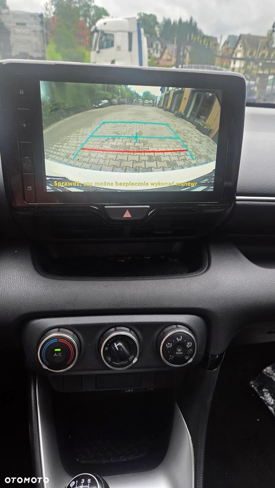 Toyota Yaris 1.5 Comfort - 6
