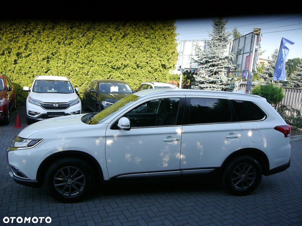 Mitsubishi Outlander - 8