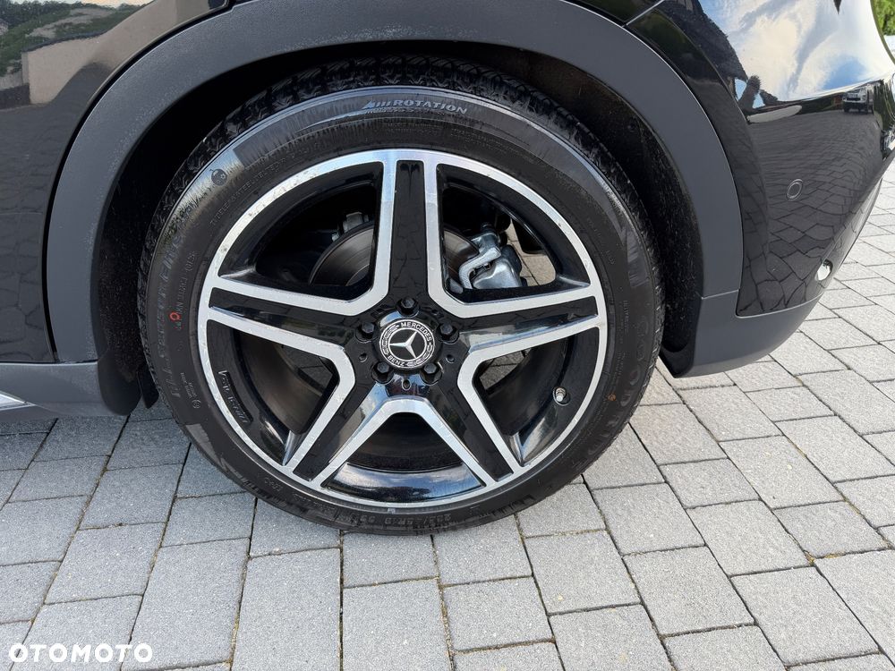 Mercedes-Benz GLA 200 d AMG Line - 25