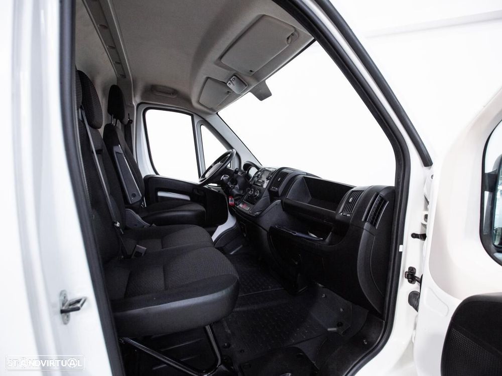 Peugeot Boxer 2.2 BlueHDi 333 L2H1 Premium 3L c/IVA - 11