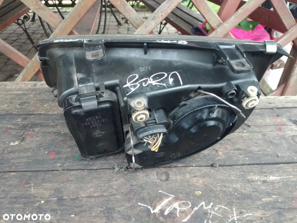 Lampa prawa VW BORA HELLA EUROPA - 2