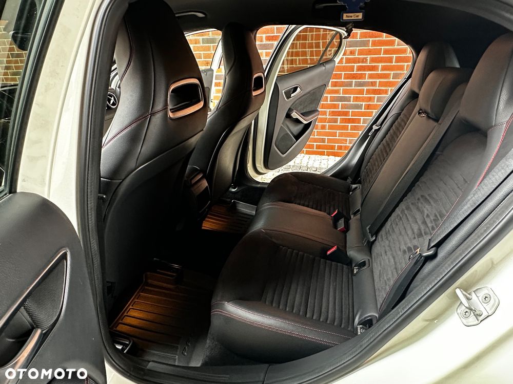 Mercedes-Benz GLA 200 (CDI) d 4-Matic - 30