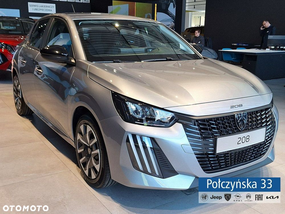 Peugeot 208 - 8