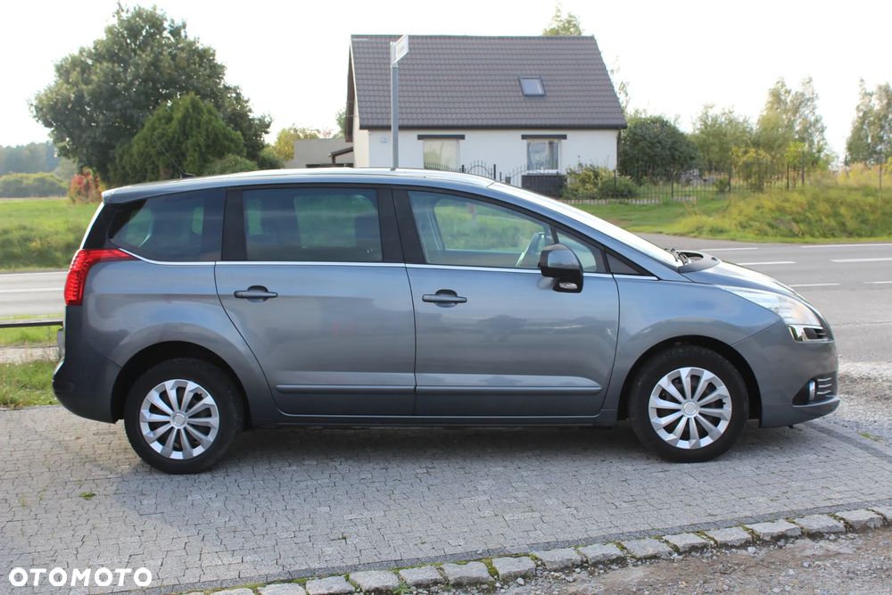 Peugeot 5008 2.0 HDi Premium - 4