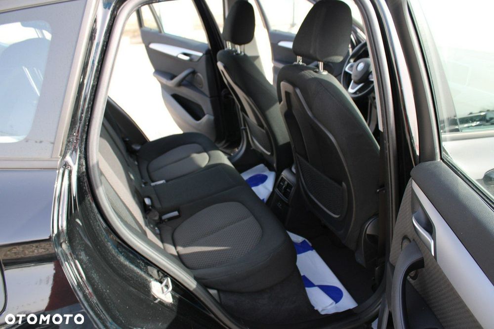 BMW X1 - 32