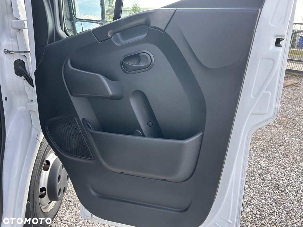 Renault Master - 22