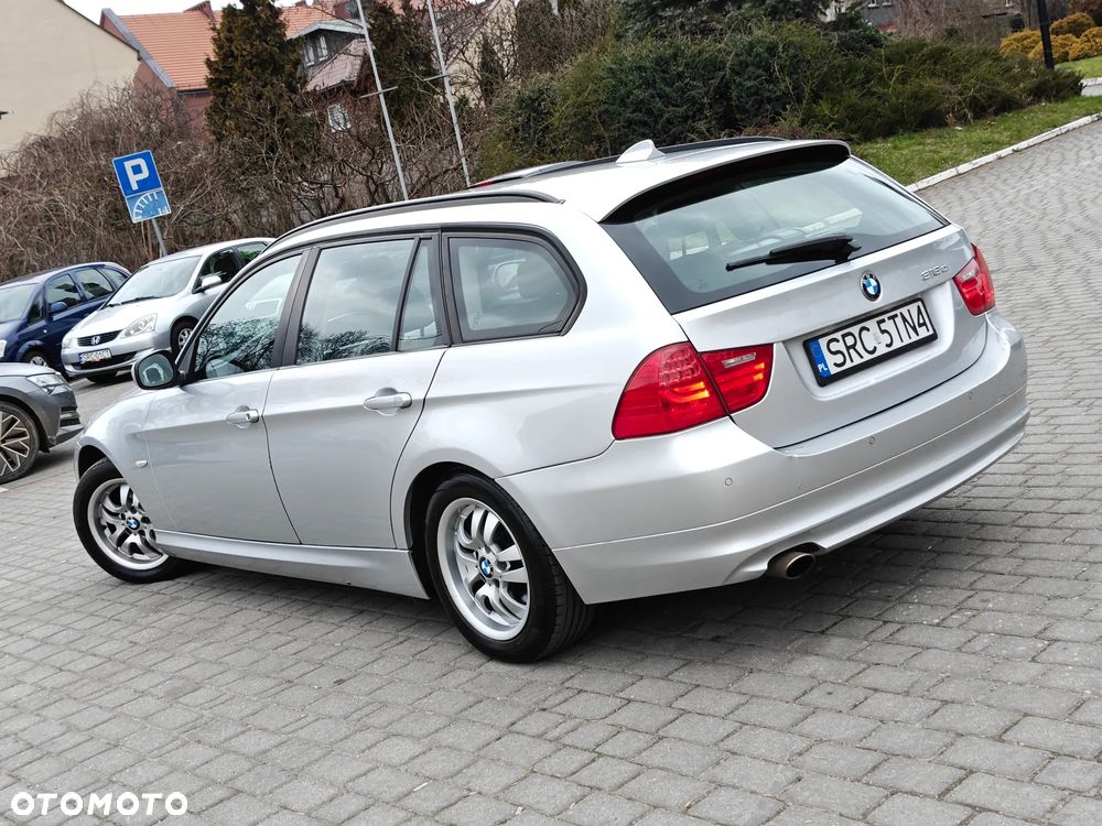 BMW Seria 1 116d DPF - 6