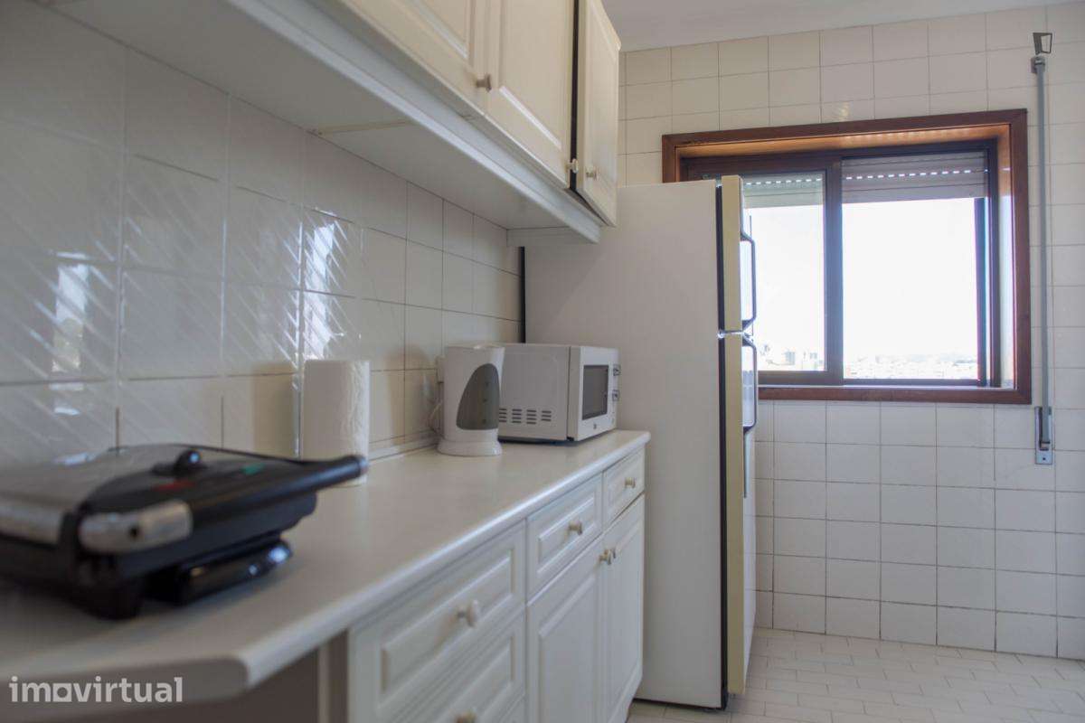 Quarto - localizado em Paranhos Porto - Grande imagem: 5/17