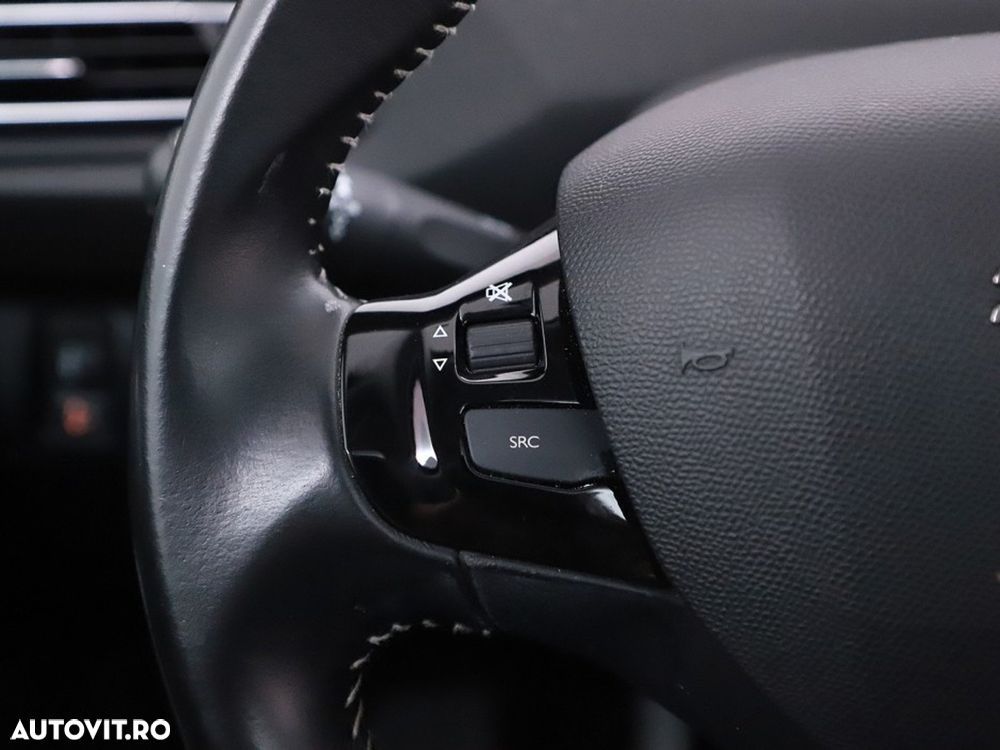 Peugeot 308 BlueHDi 130 Stop & Start Allure Business-Paket - 15