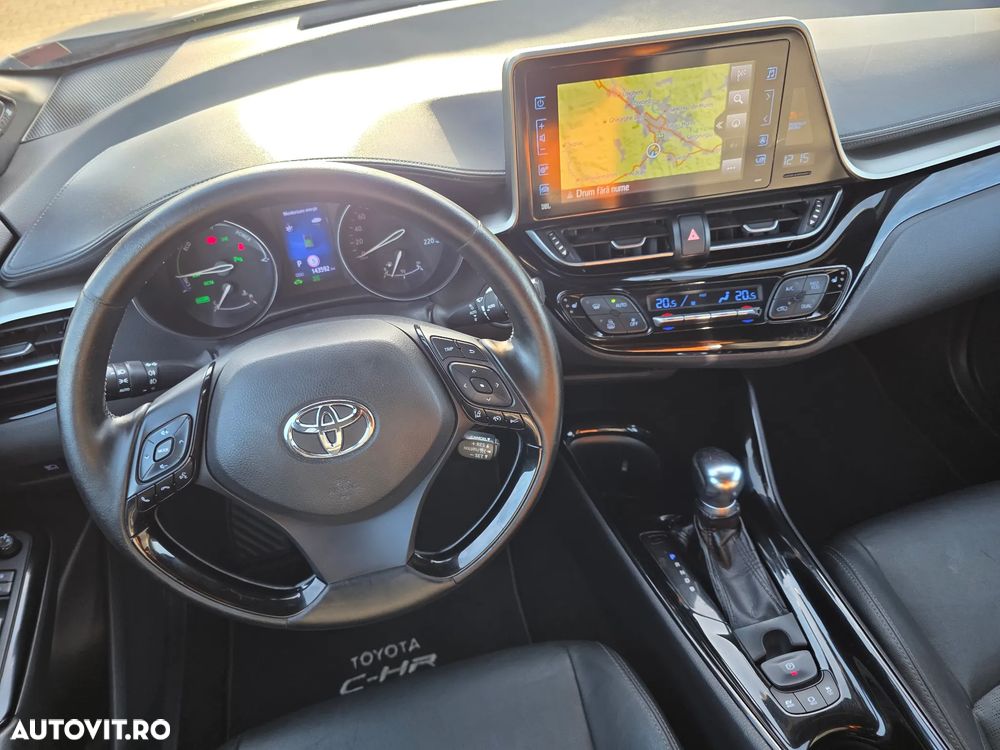 Toyota C-HR Style Selection - 18