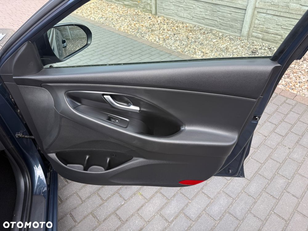 Hyundai i30 1.5 T-GDI 48V-Hybrid EDITION 30+ - 18