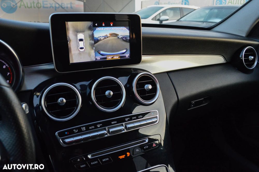 Mercedes-Benz C 180 7G-TRONIC Exclusive - 27