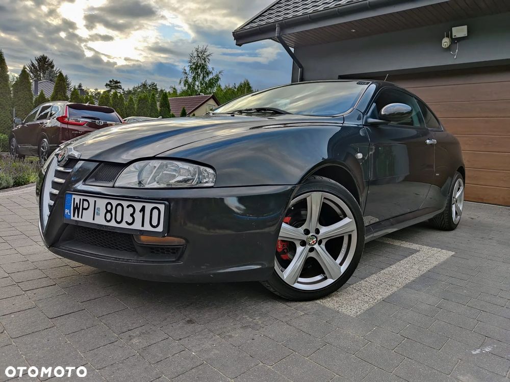 Alfa Romeo GT 1.9JTD 16V Progression - 1