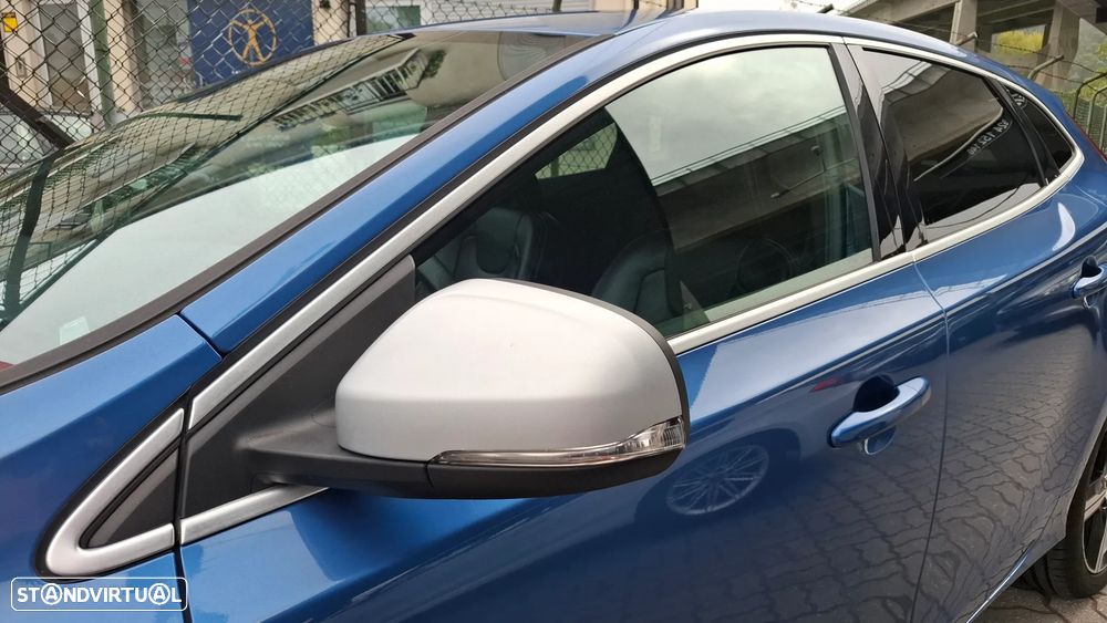 Volvo V40 2.0 D2 R-Design - 52
