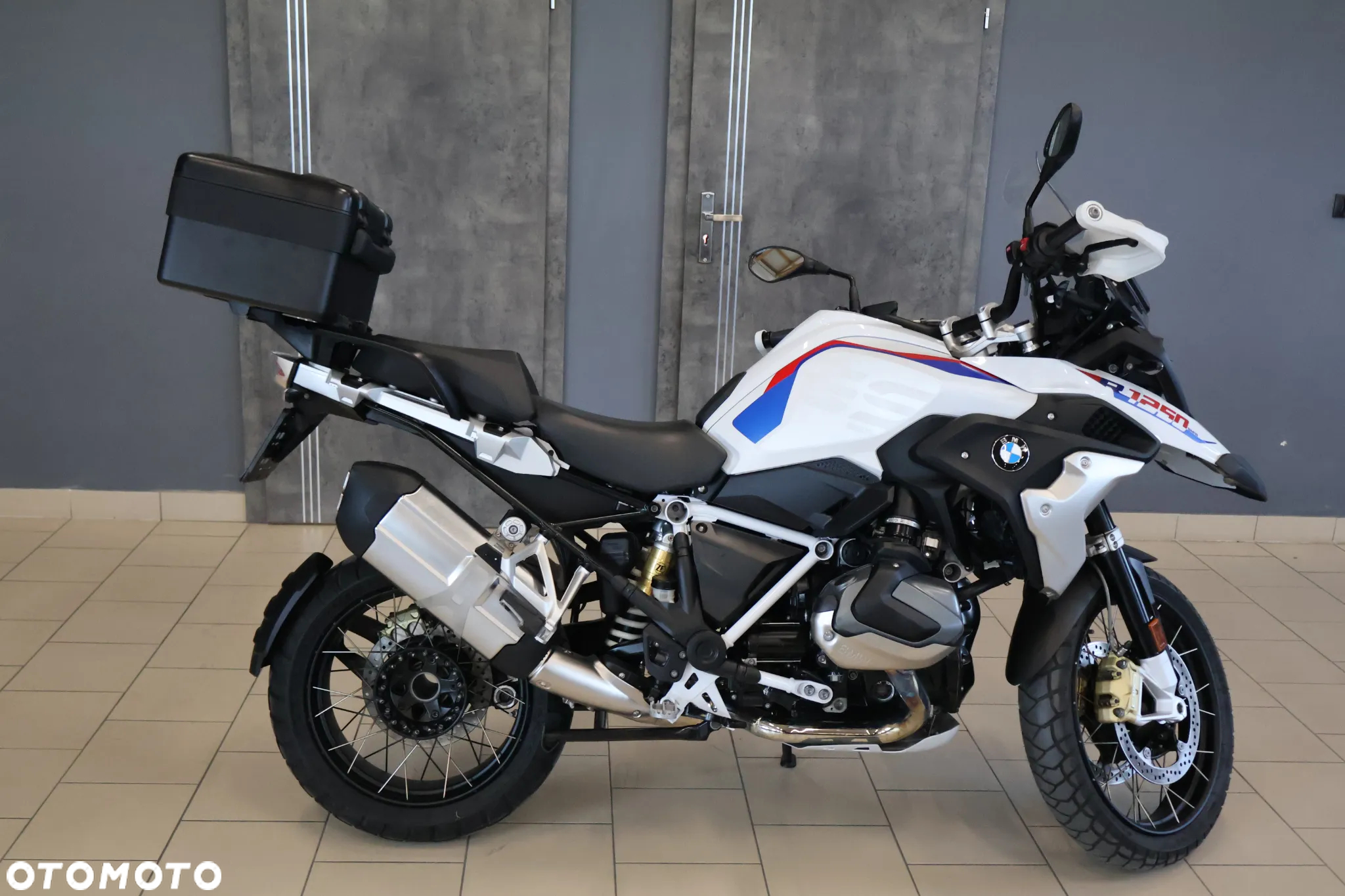 BMW R - 2