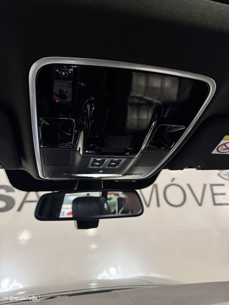 Land Rover Range Rover 4.4 SDV8 Vogue - 38