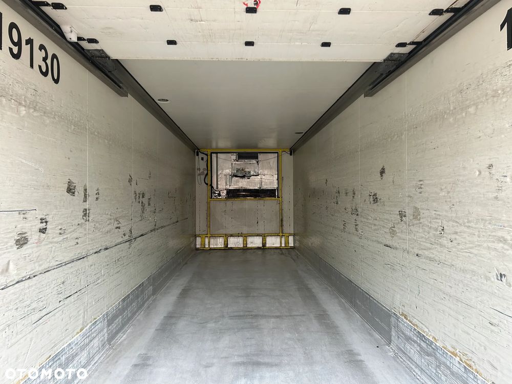 Schmitz Cargobull SKO 18 Z WINDĄ THERMO KING SL-100e / 2 OSIE / 22 PALETY / OŚ SKRĘTNA / ROLETA / SKRĘTNA OŚ NA OBROTNICY / IDEALNA POD DYSTRYBUCJĘ / ŚWIETNIE ZWROTNA KRÓTKA NACZEPA !! - 36