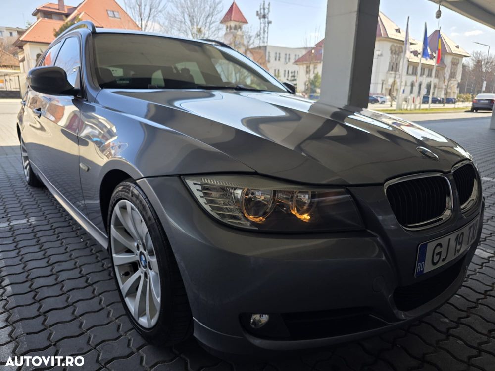 BMW Seria 3 318d DPF Edition Sport - 4