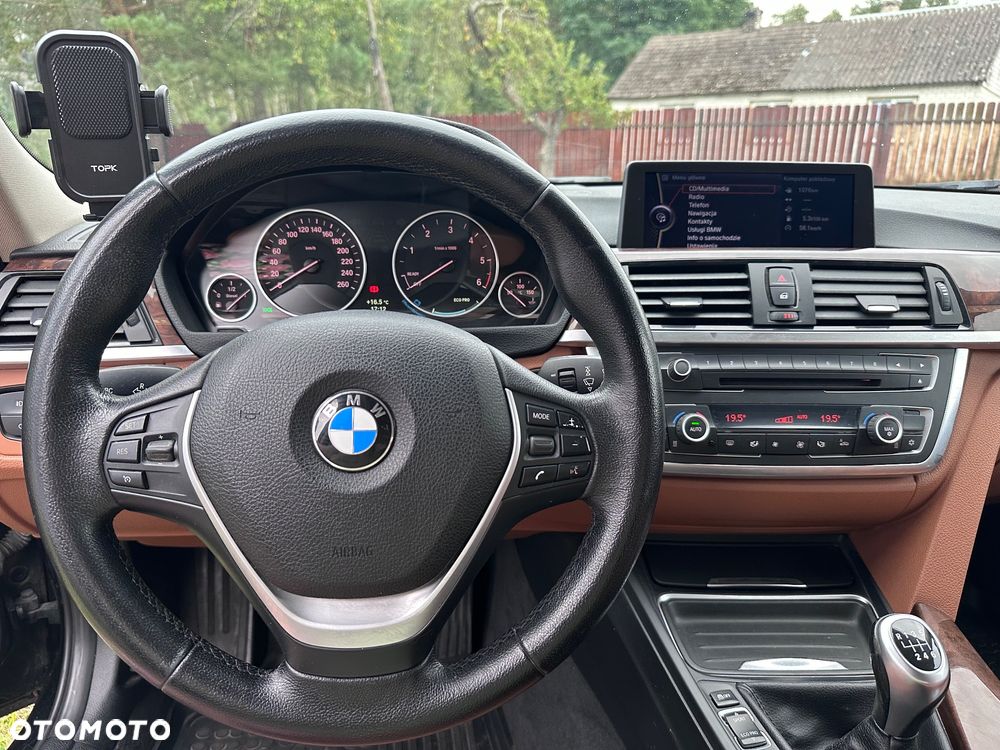 BMW Seria 3 320d Efficient Dynamic Edition Luxury Line - 36