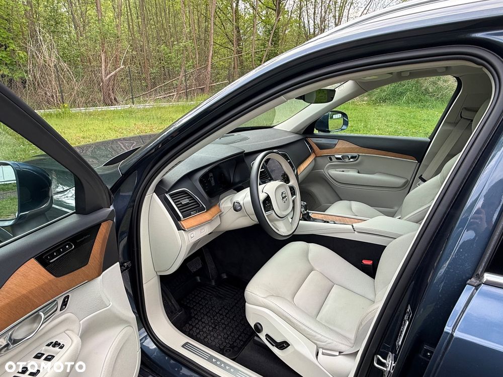 Volvo XC 90 T6 GPF AWD Momentum 7os - 9