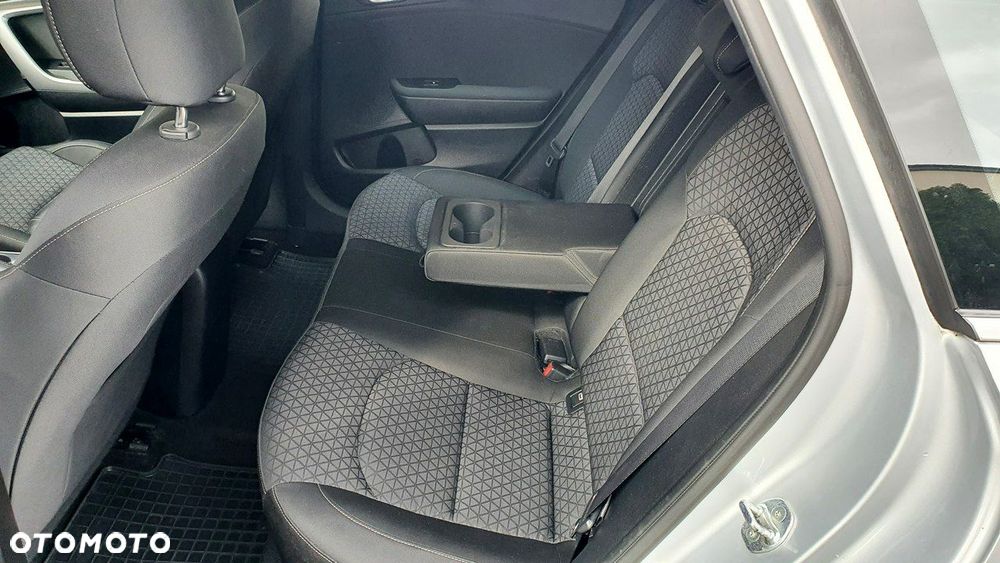 Kia Ceed - 19