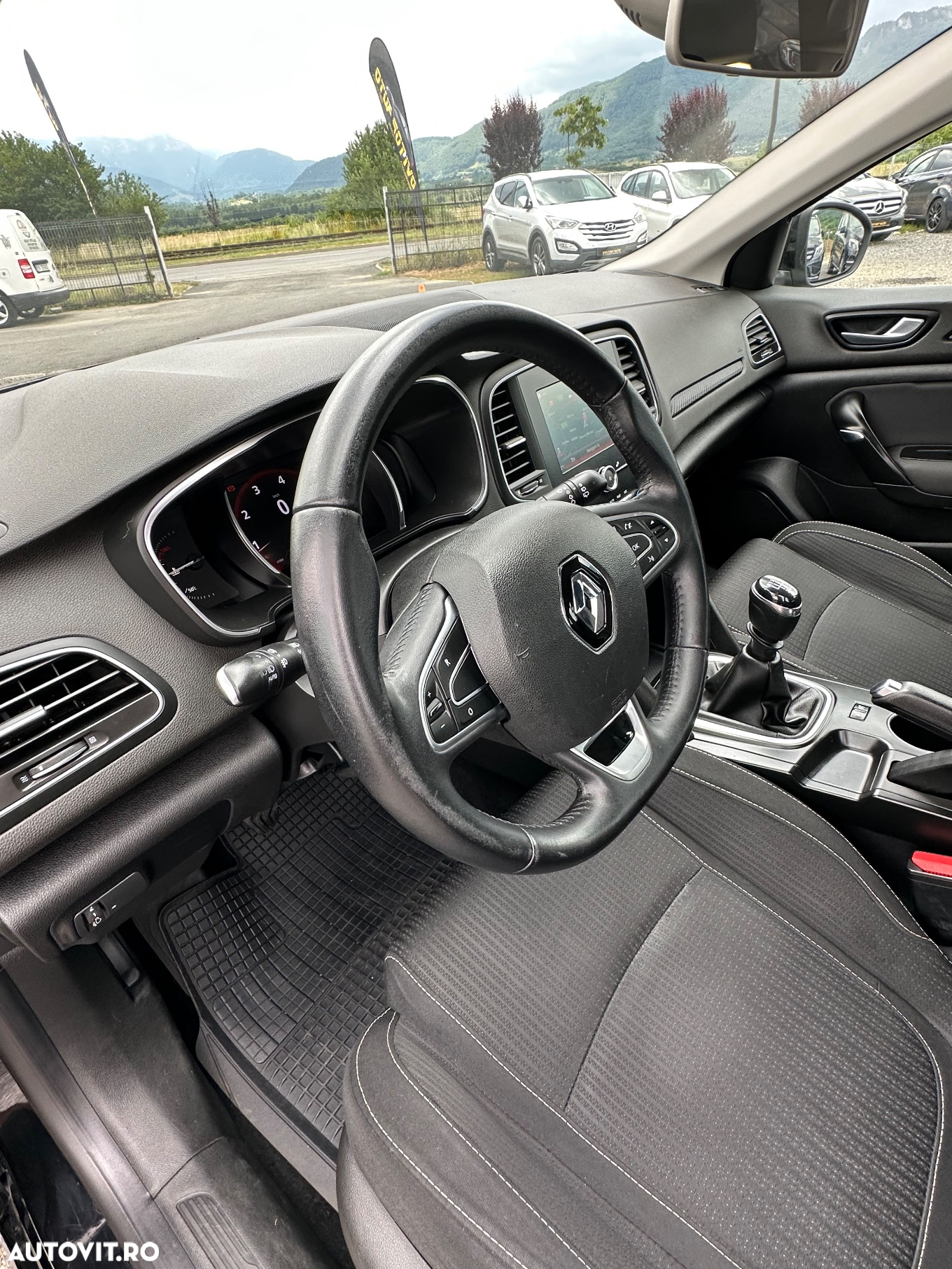 Renault Megane Grandtour ENERGY TCe 100 EXPERIENCE - 16