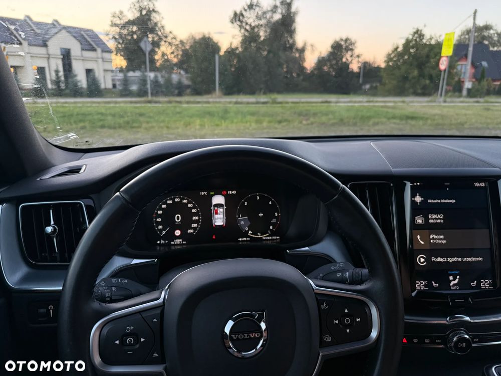Volvo XC 60 D3 Momentum - 24