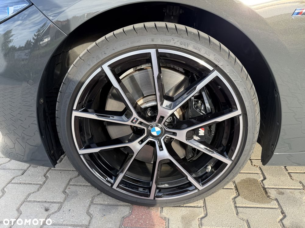 BMW Seria 8 - 10