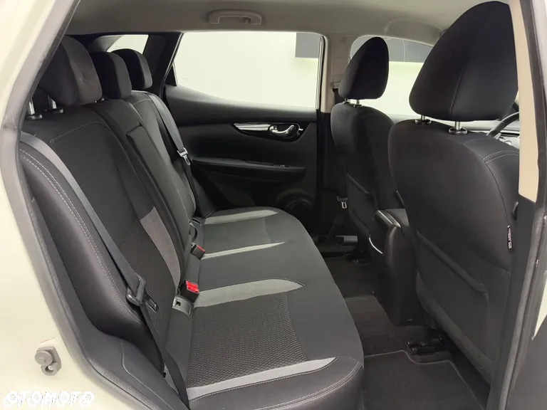 Nissan Qashqai 1.2 DIG-T Visia EU6 - 19