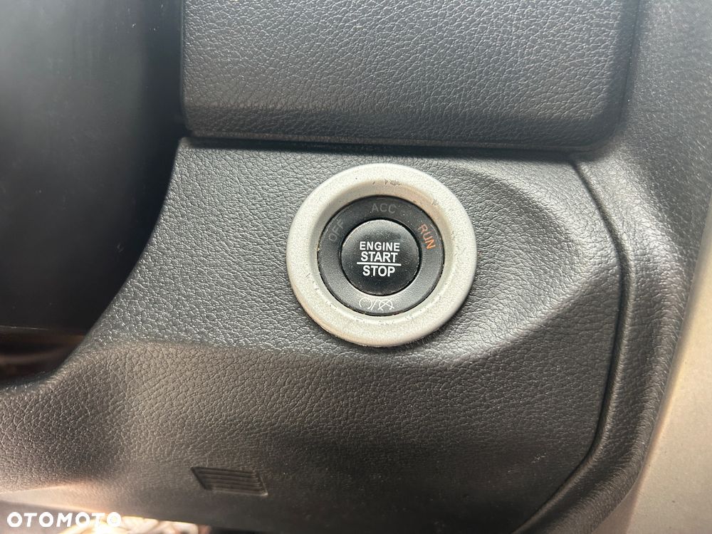 Dodge RAM - 16