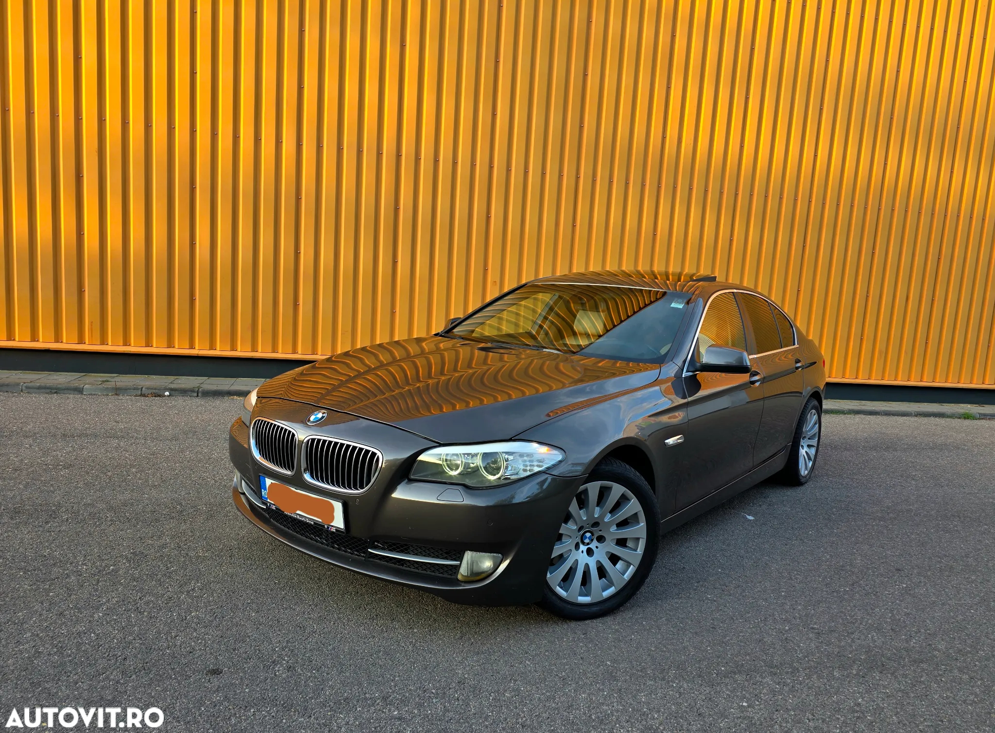 BMW Seria 5 520d - 2