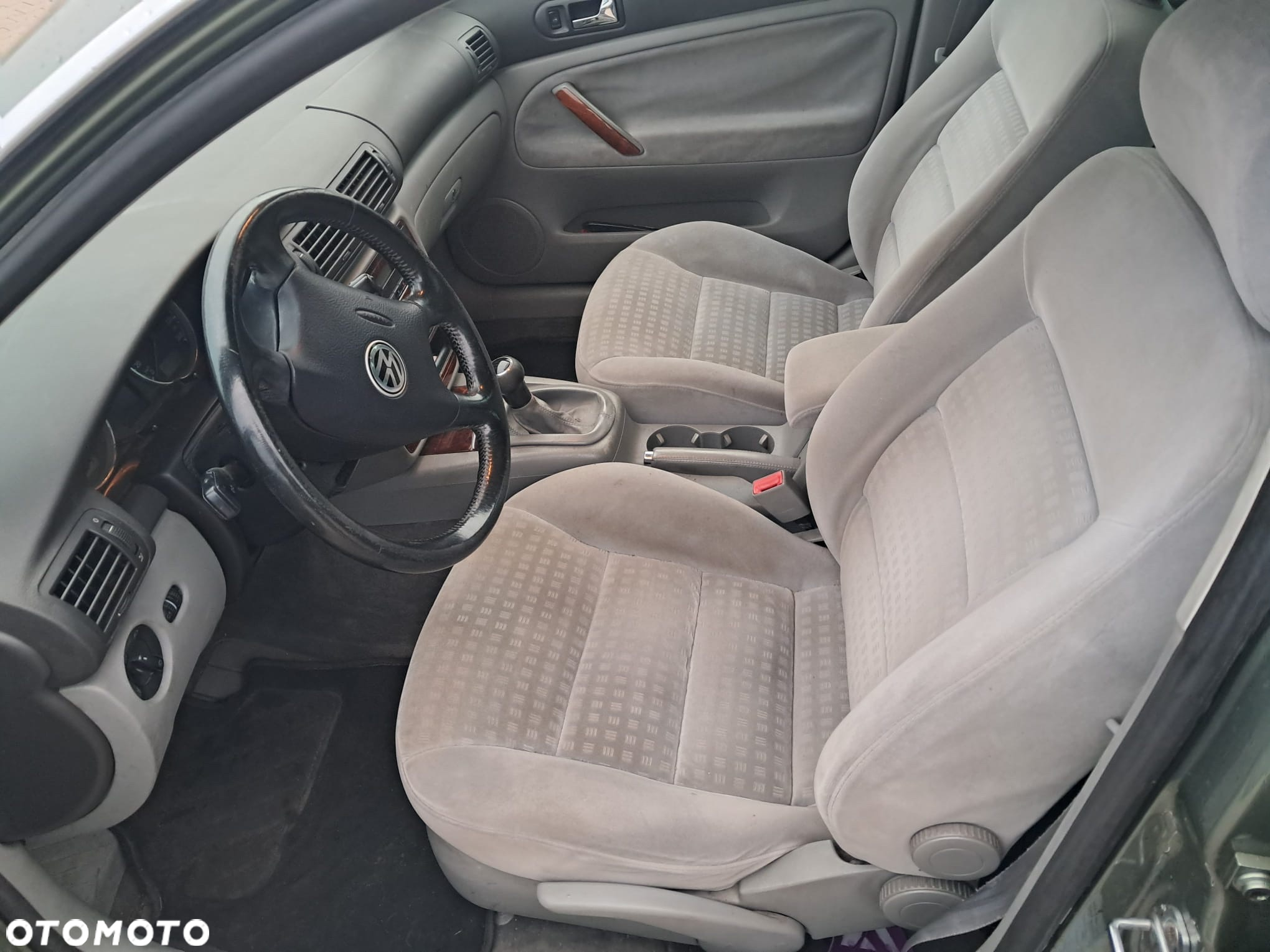 Volkswagen Passat 2.0 Comfortline - 8