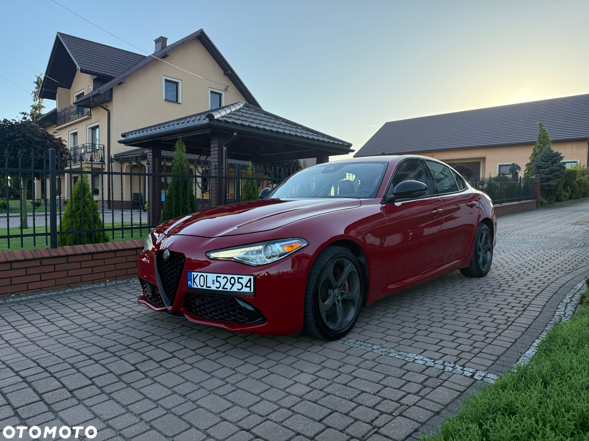 Alfa Romeo Giulia 2.0 Turbo 16V AT8-Q4 Ti - 4