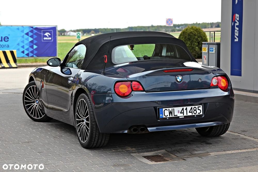 BMW Z4 2.2i - 7