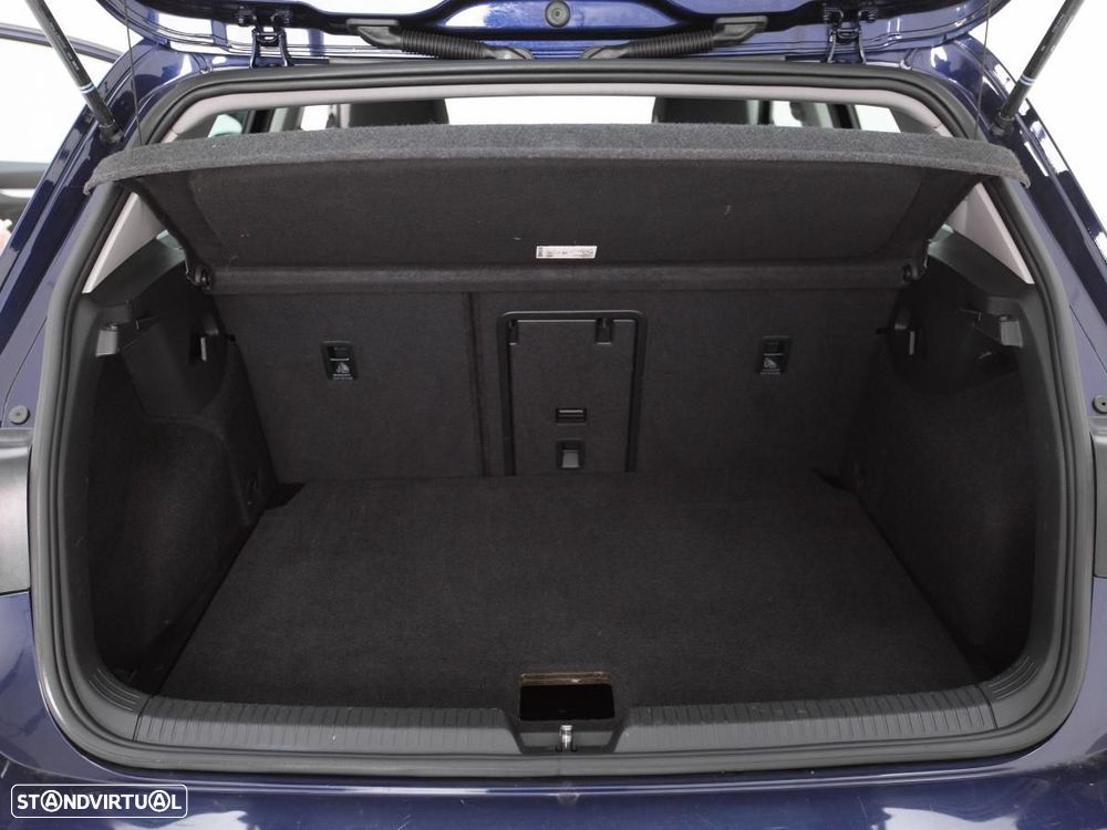 VW Golf 1.0 TSI Life - 13