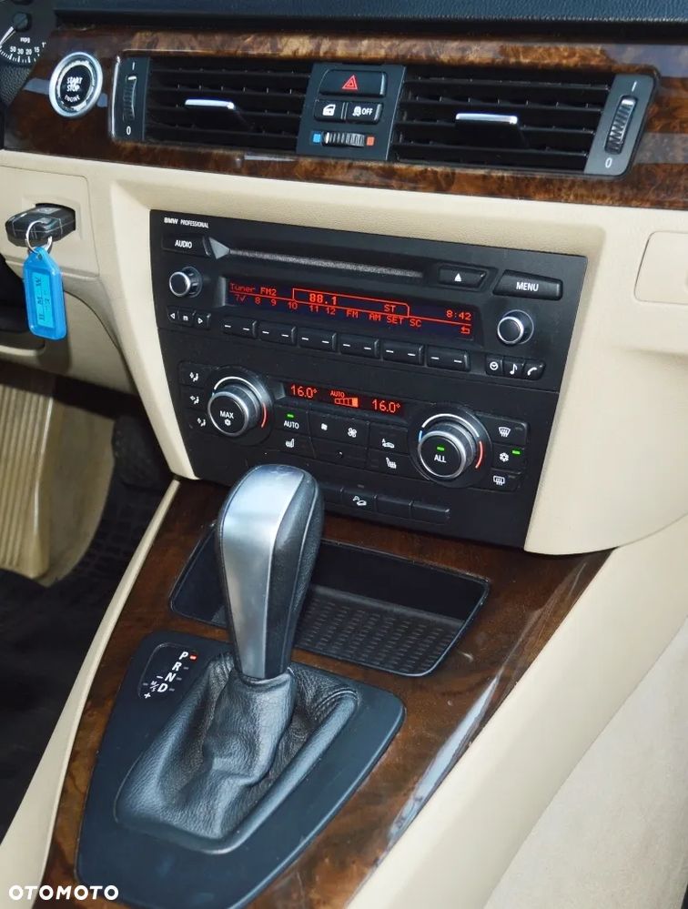 BMW Seria 3 - 38