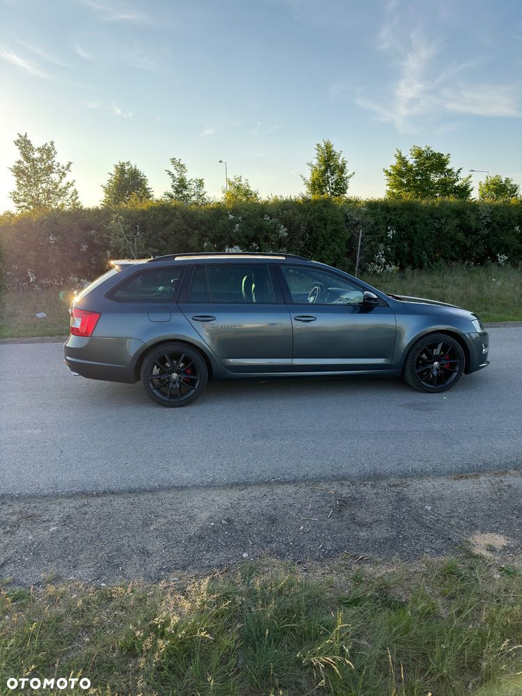 Skoda Octavia 2.0 TDI DSG RS - 7