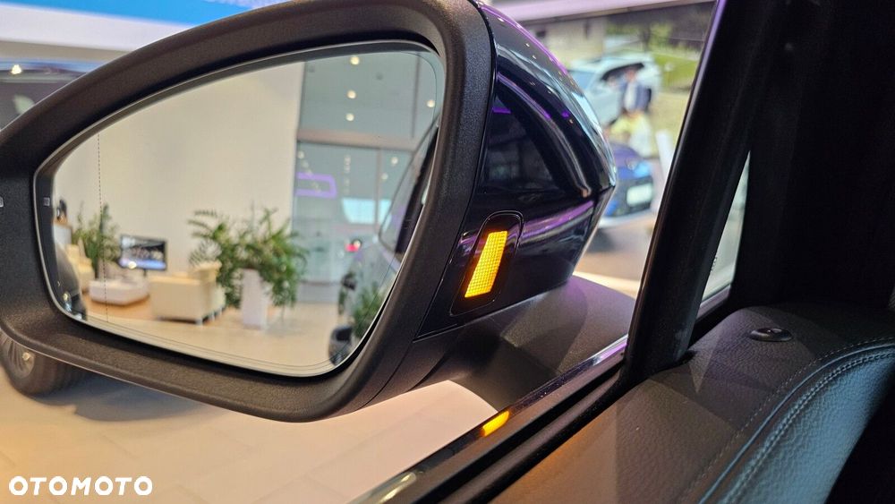 Volkswagen Tiguan - 26