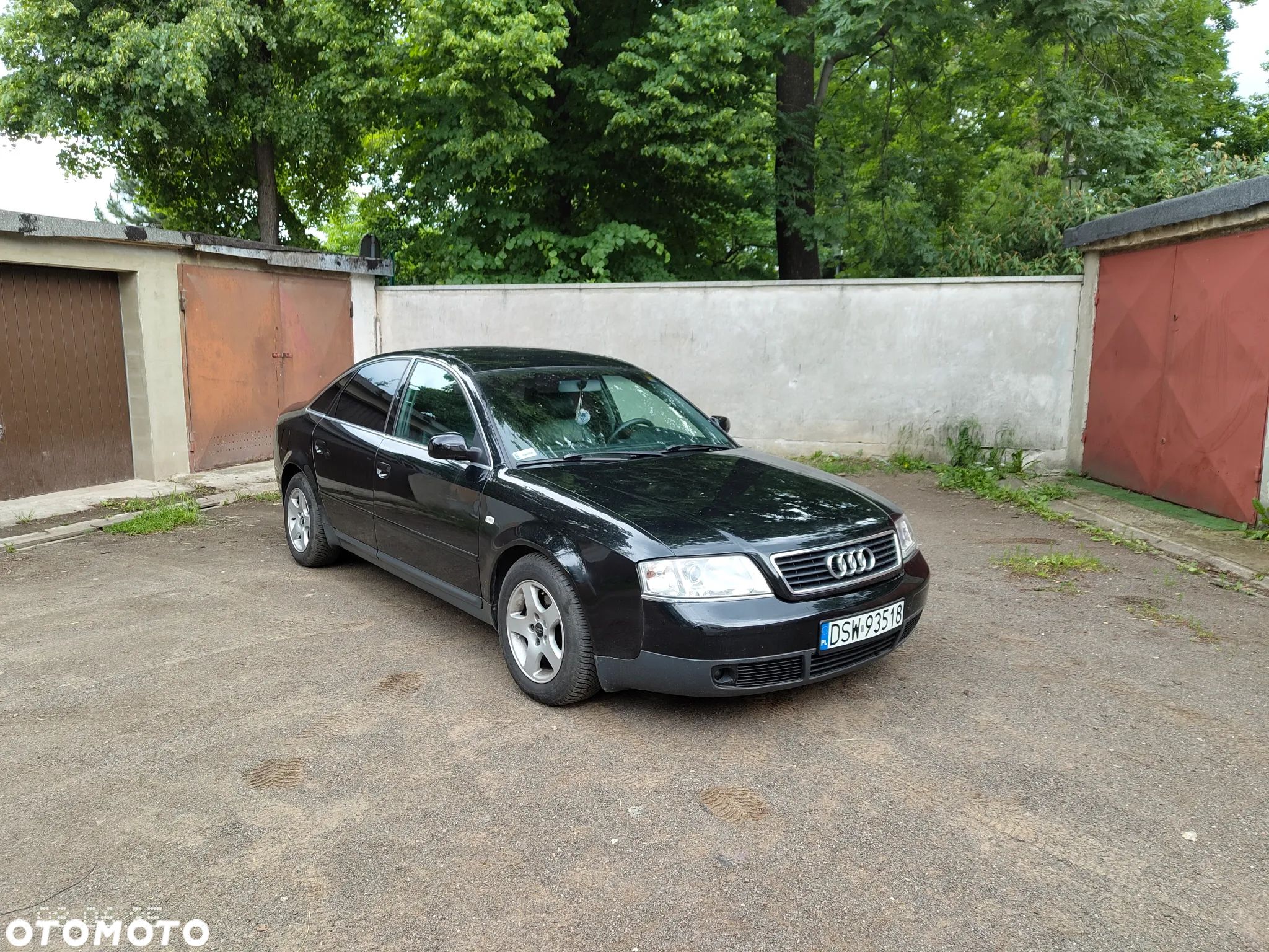 Audi A6 2.4 - 1