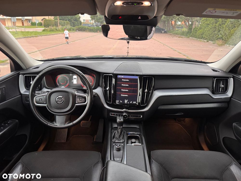 Volvo XC 60 D4 AWD Momentum - 13