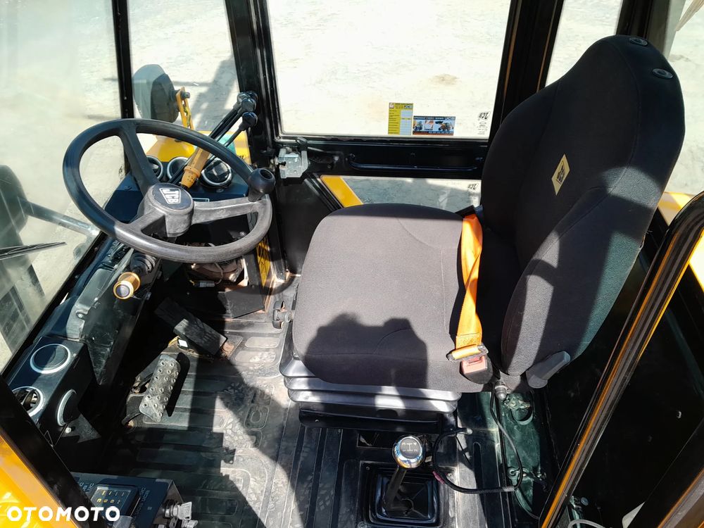 JCB 930-4 940-4 TRIPLEX 4X4 4,5m - 20