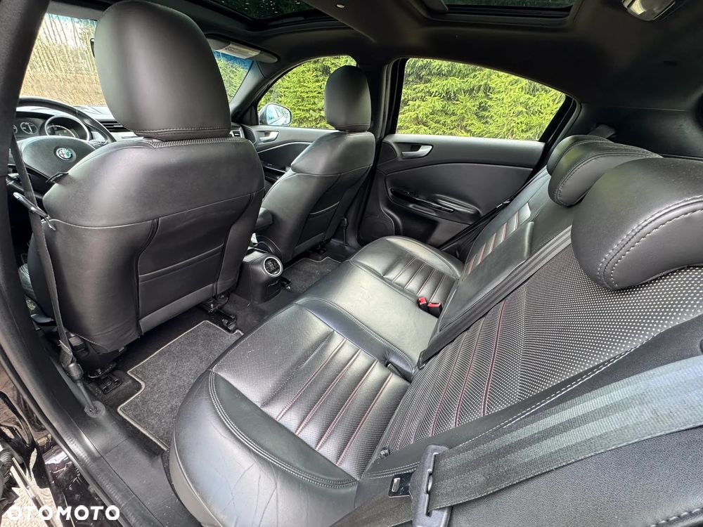 Alfa Romeo Giulietta - 16