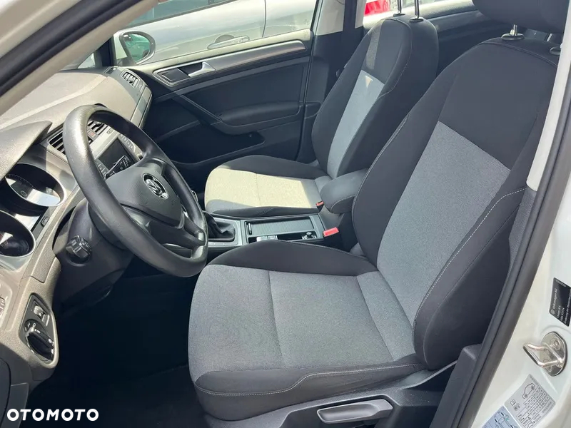Volkswagen Golf - 7