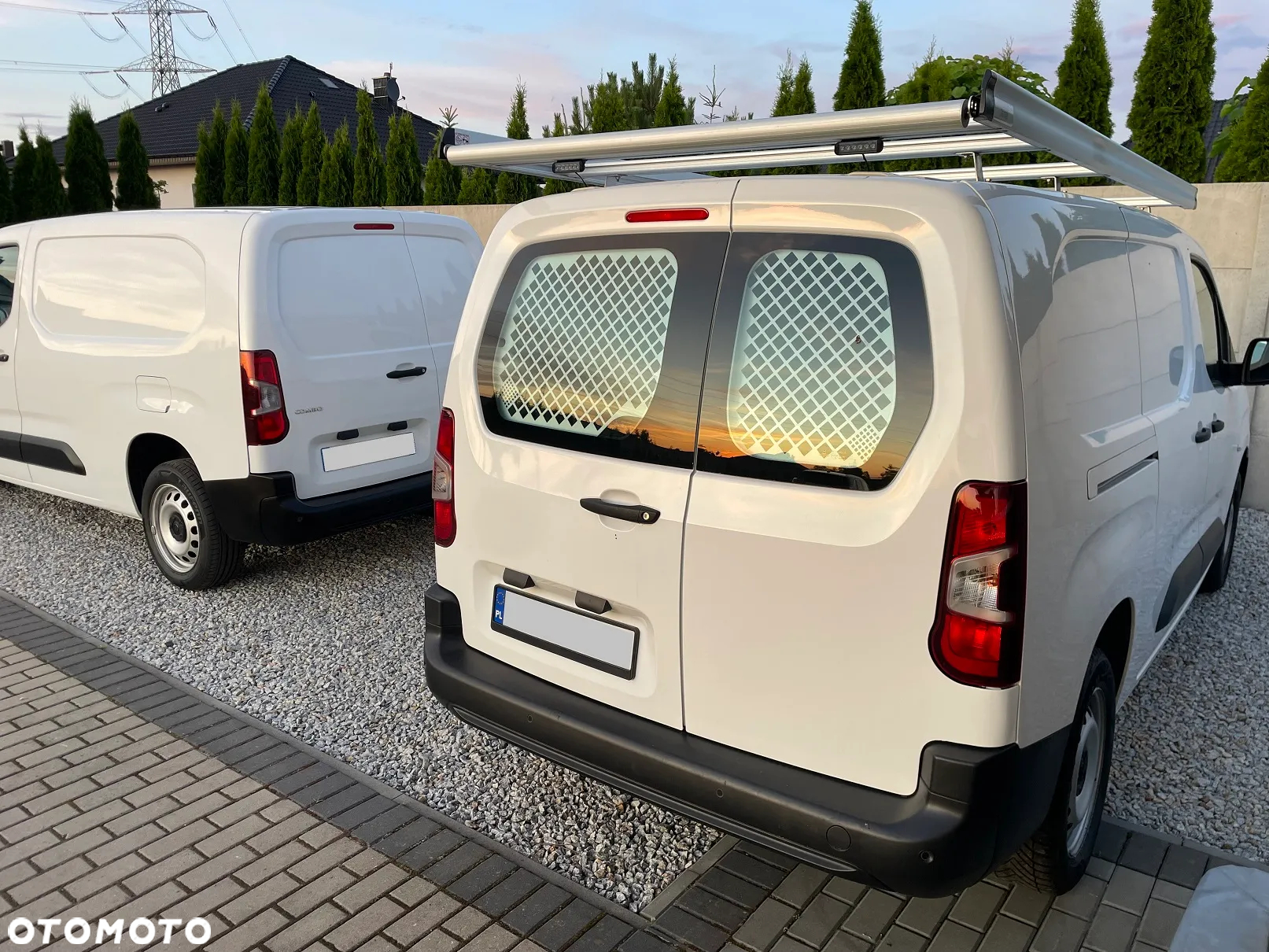 Opel COMBO XL MAXI LOONG 1.5 D 6 Biegów - 14
