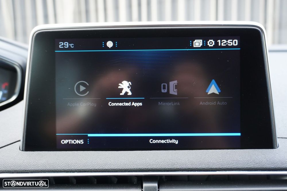 Peugeot 3008 PureTech 130 Stop & Start GPF EAT8 Active — fotografia 31