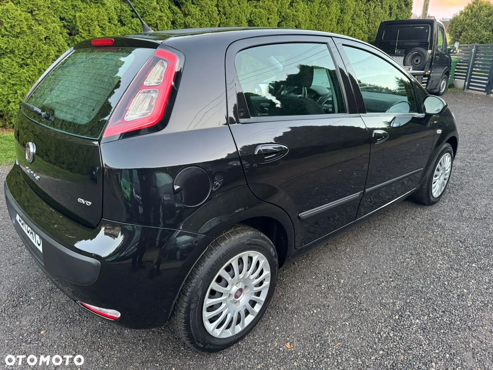 Fiat Punto ver-1-4-easy-s-s - 22