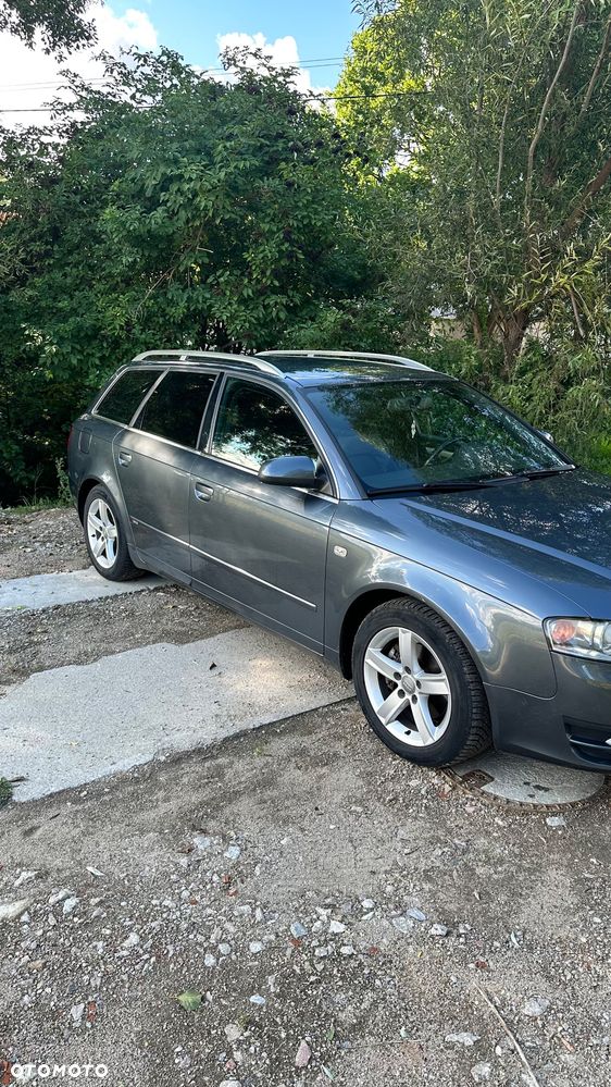 Audi A4 Avant - 4