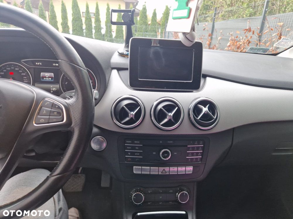 Mercedes-Benz Klasa B 180 (CDI) d 7G-DCT - 16