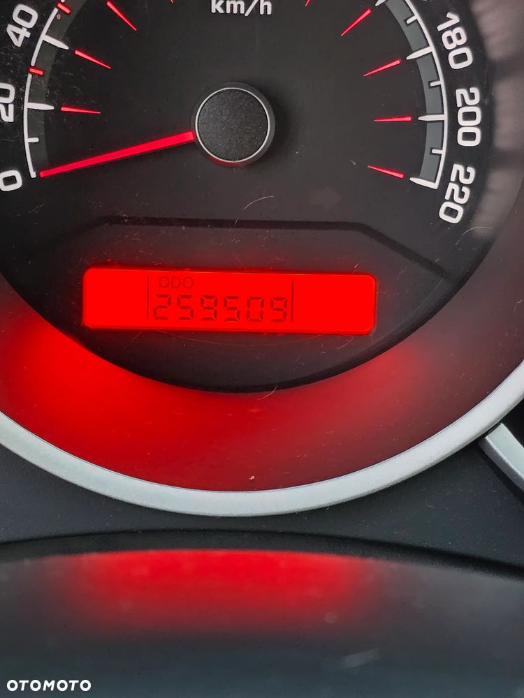 Kia Venga 1.4 CRDi 90 Attract - 19